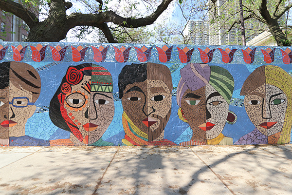 Edgewater Art Scene | ChicagoHome Brokerage Network at @properties